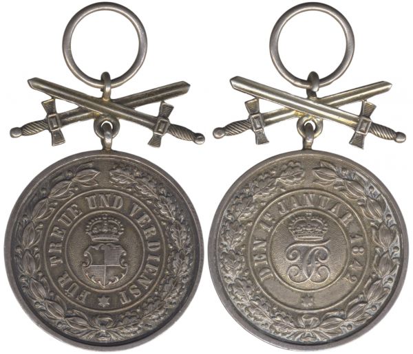Hohenzollern, Silberne Ehrenmedaille mit Schwertern