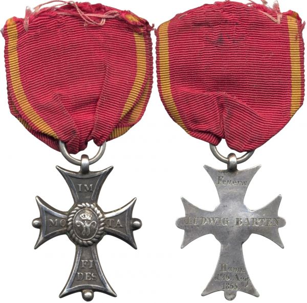 Braunschweig, Orden Heinrich des Löwen Verdienstkreuz 2. Klasse - Trägergravur (!)