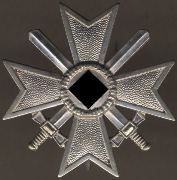 Kriegsverdienstkreuz 1939 1. Klasse mit Schwertern - Kerbach & Oesterhelt / Dresden