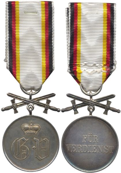 Waldeck & Pyrmont, Silberne Verdienstmedaille mit Schwertern