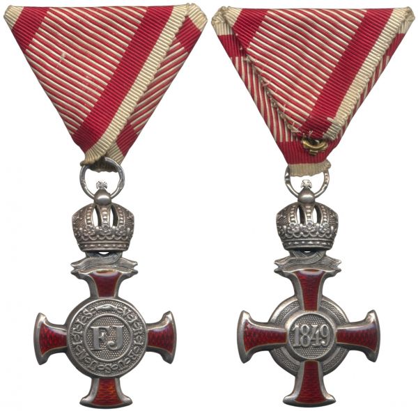 Österreich, Silbernes Verdienstkreuz mit Krone