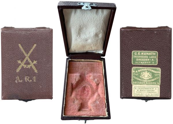 Etui zum Sachsen, Albrechtsorden Ritterkreuz 1. Klasse mit Schwertern