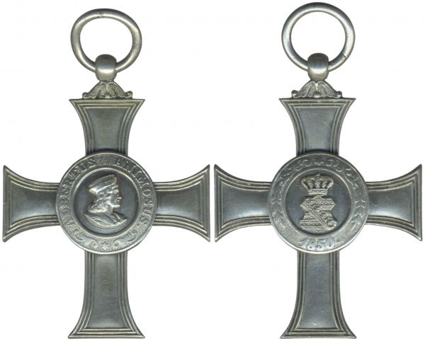 Sachsen, Albrechtskreuz